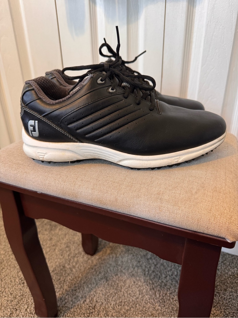 FootJoy FJ Men's Black Golf Tie Up Shoes Size 8.5 lightweight - Picture 3 of 12